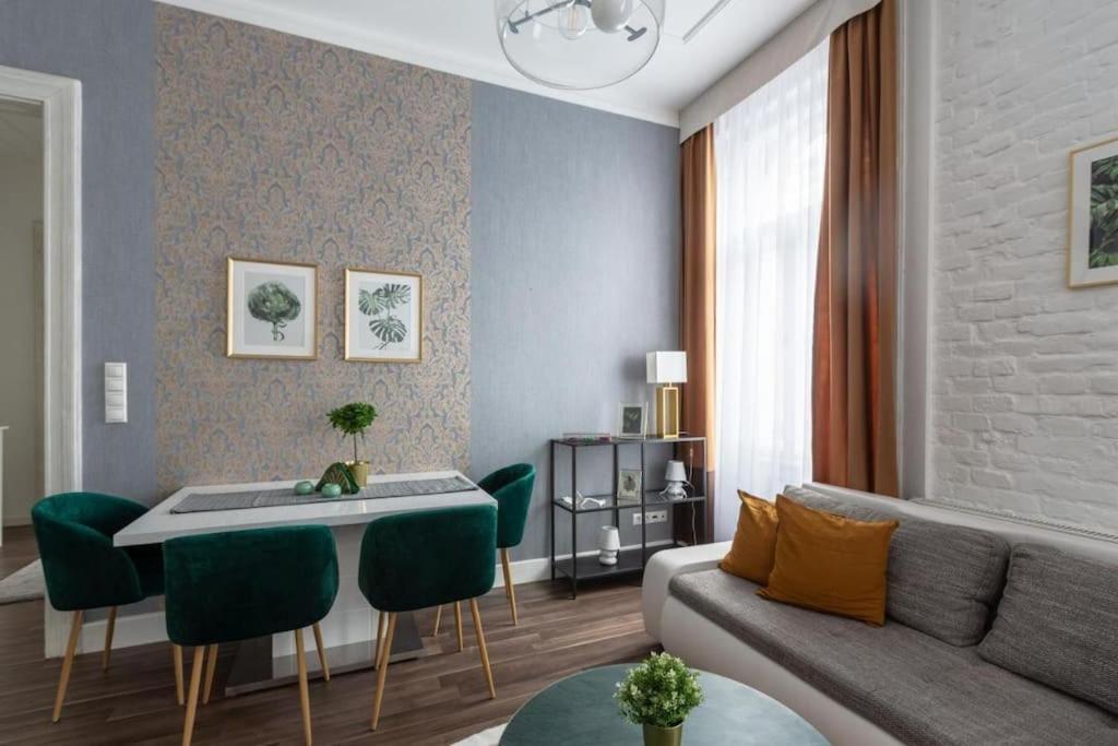 Chic, Captivating Space Near Opera House Budapest Exterior photo